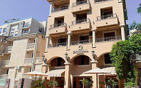 Central Hotel & Restaurant